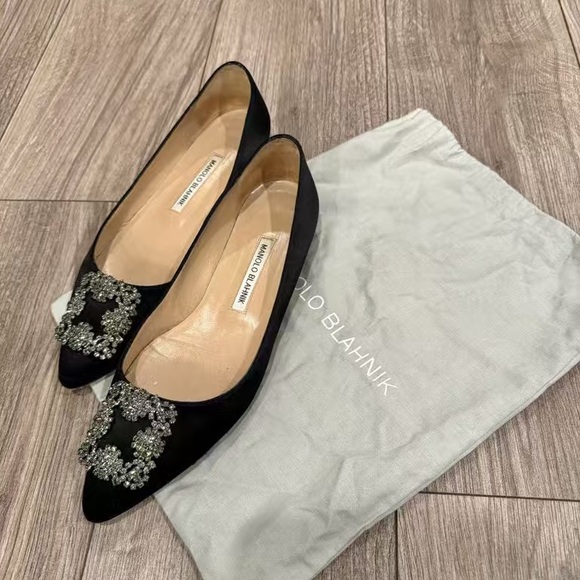 Manolo Blahnik Black Crystal Embellished Flats